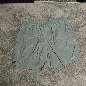 Nike Gray Athletic Shorts Lightweight Performance 5” inseam